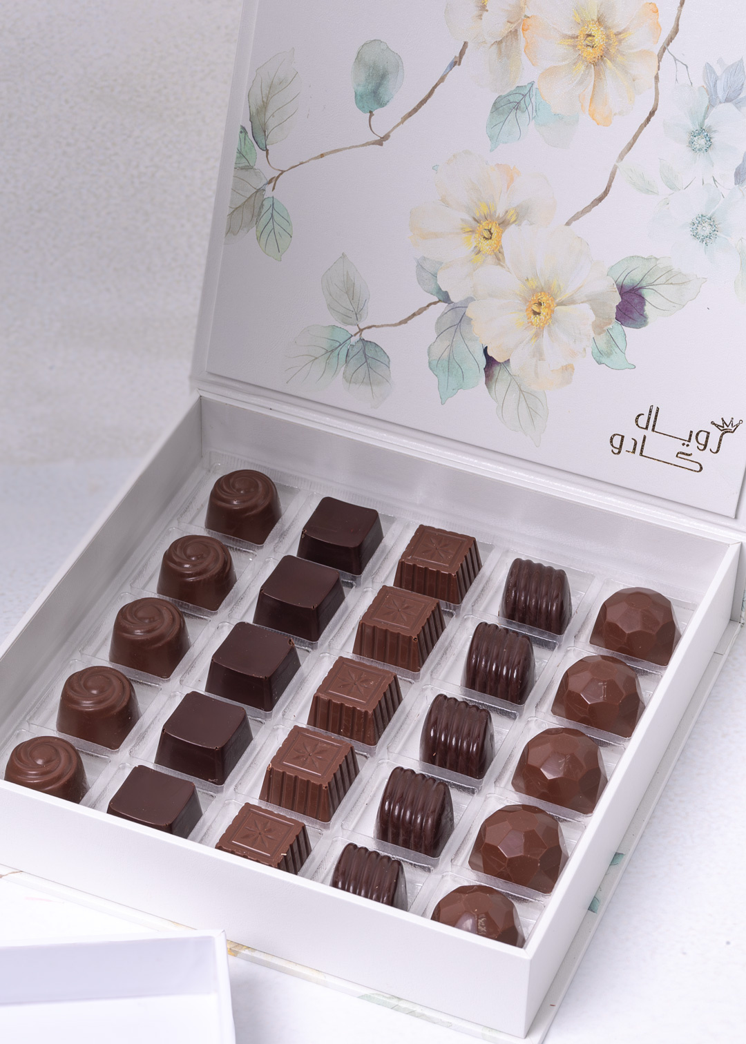 Flowers With Chocolate - Image 2