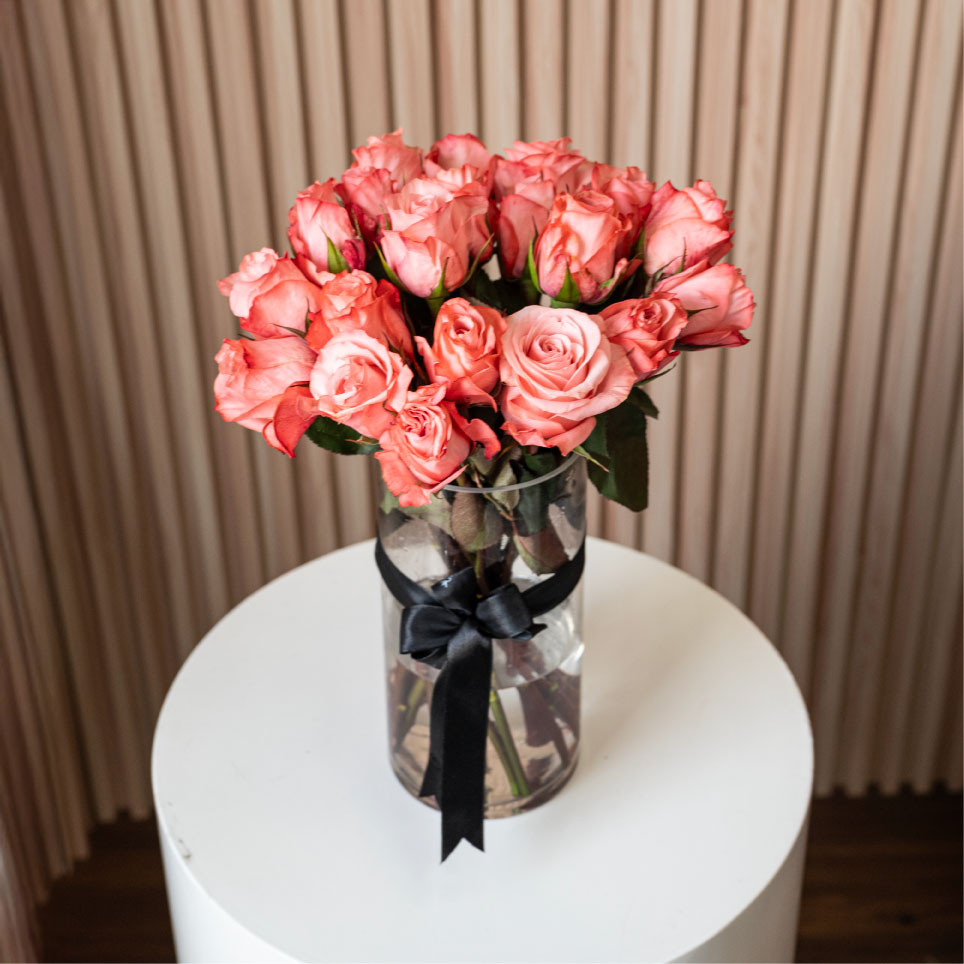 Pink Rose Vase - Image 2