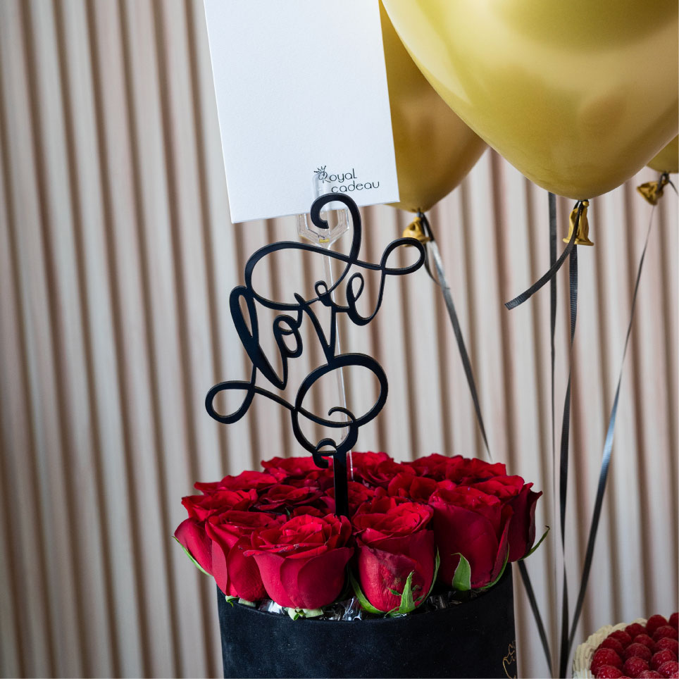 Red Rose Bundle 3 - Image 3